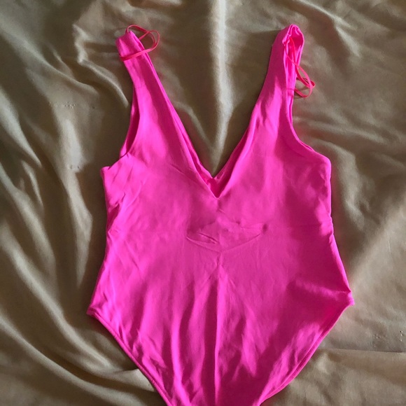 zara hot pink bodysuit